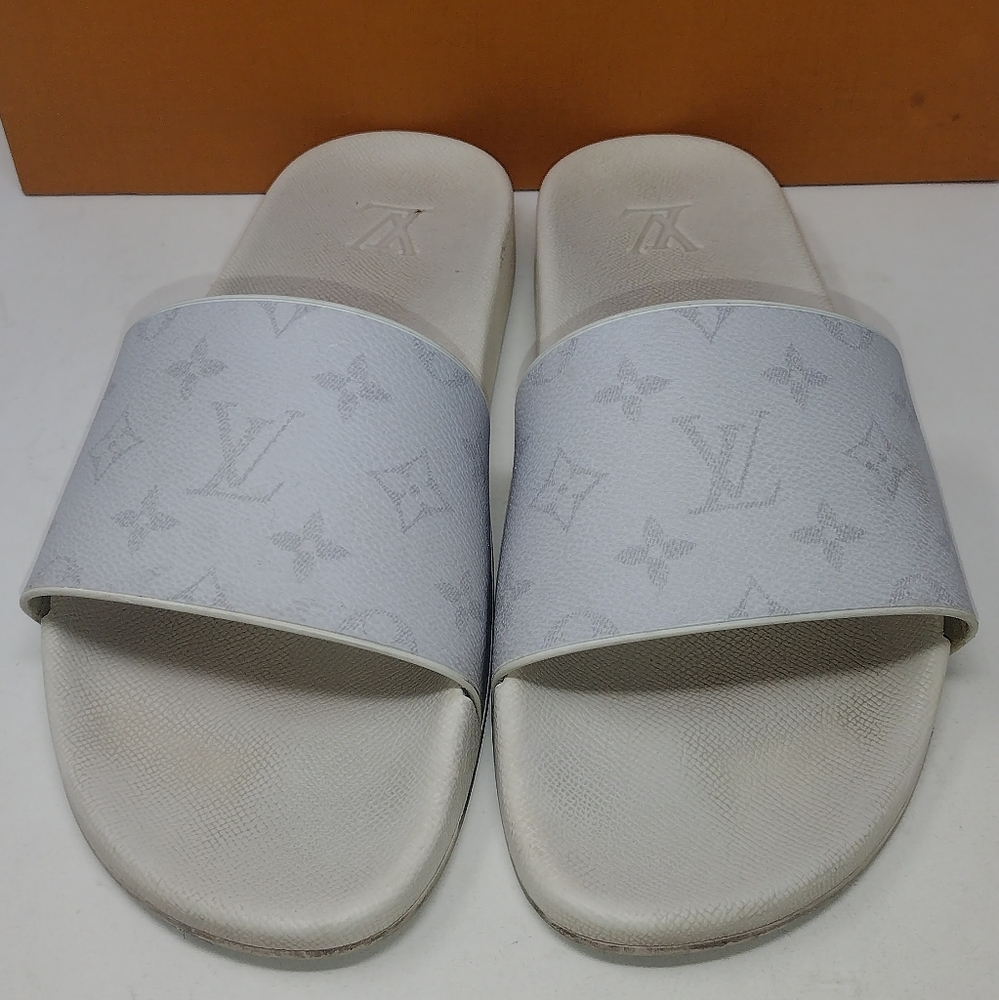 Louis Vuitton Men’s Monogram Waterfront slides